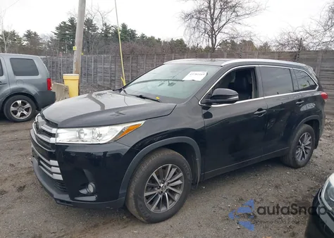 2018 Toyota Highlander Xle from USA, damaged, VIN 5TDJZRFH4JS532006